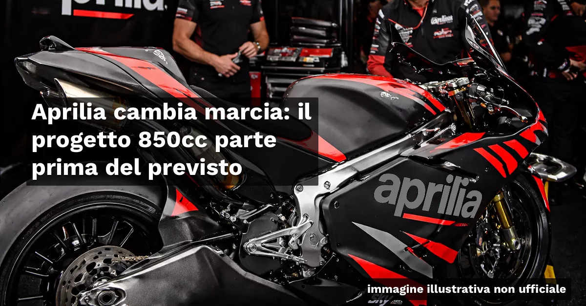 Moto Aprilia MotoGP nel box durante le fasi di sviluppo del progetto 850cc previsto per il regolamento 2027